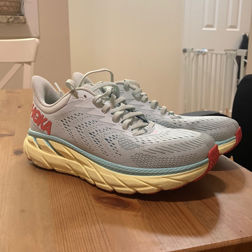 Hoka Clifton 7 limited edition color